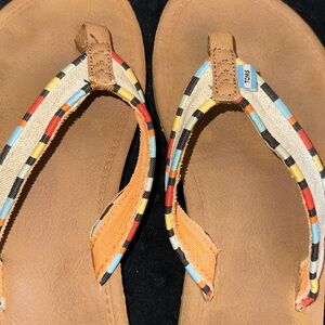 Toms women’s flip flops